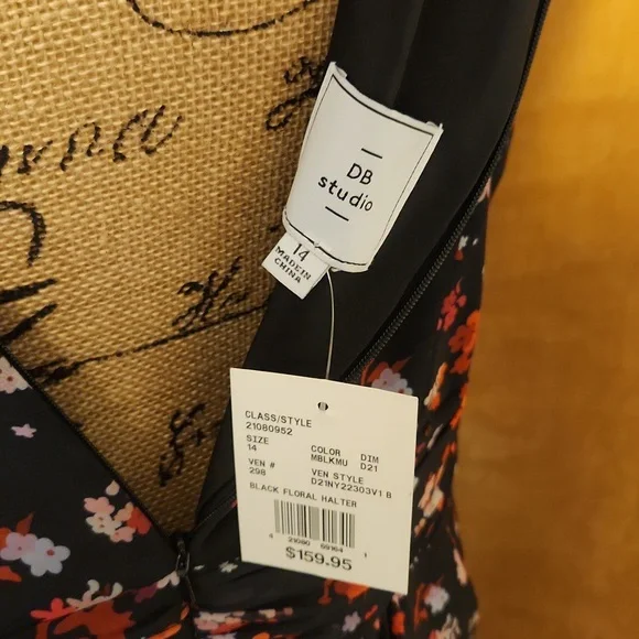 DB Studio, Floral Print Halter A Line Maxi Dress with Slit, Size 14 - Picture 8 of 8